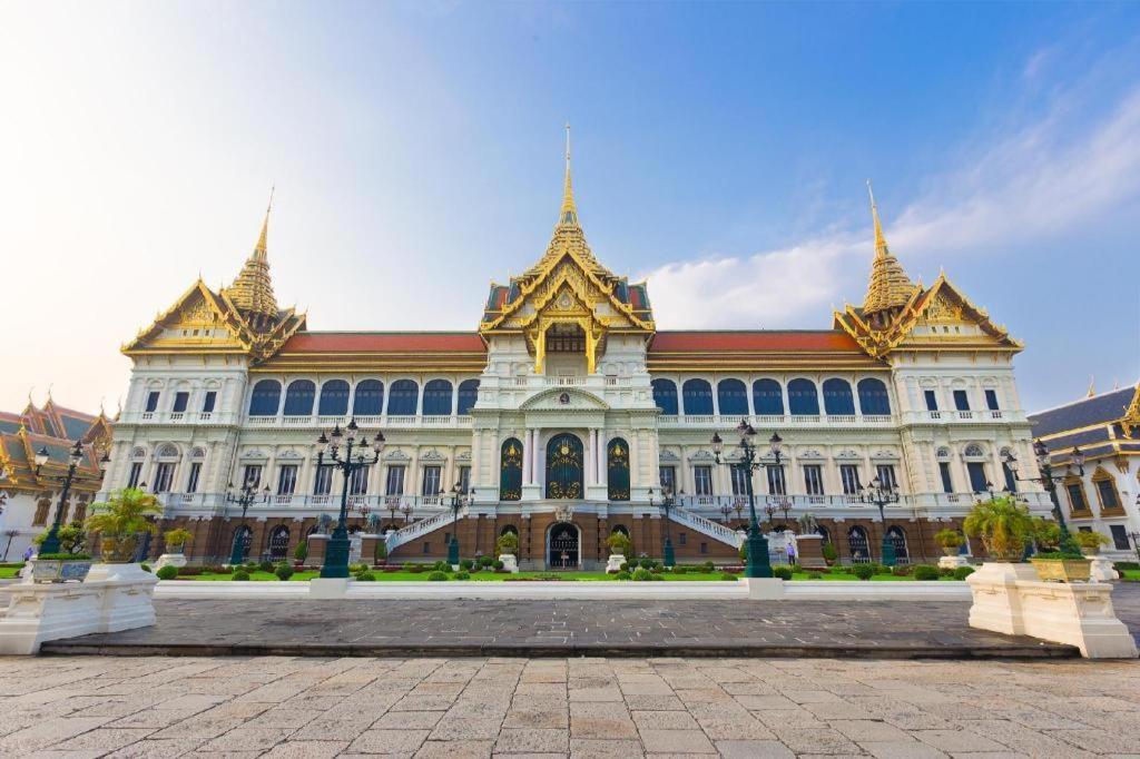 Jolly & Hotel Bangkok