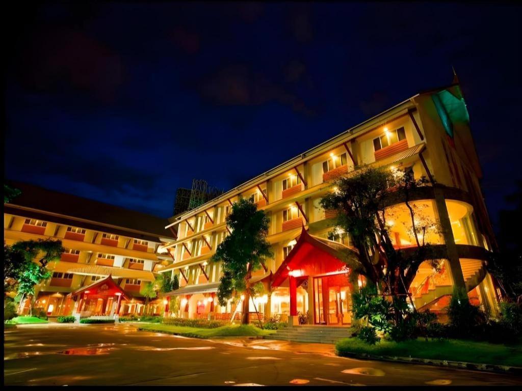 Jolly & Hotel 3*