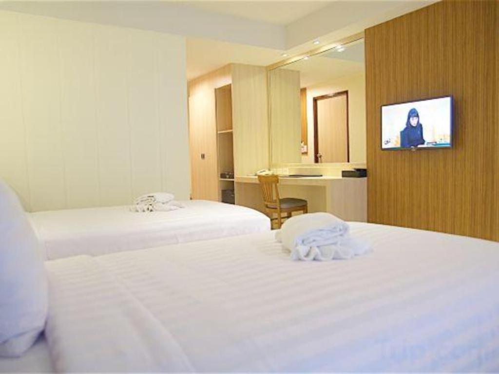 Jolly & Hotel 3*